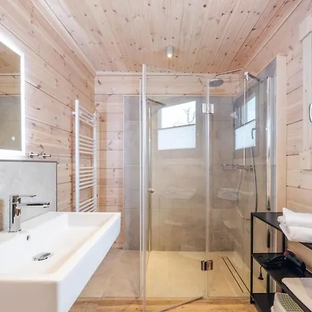 Mountain Forest Comfort 4