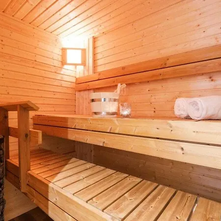 Mountain Forest Comfort 4